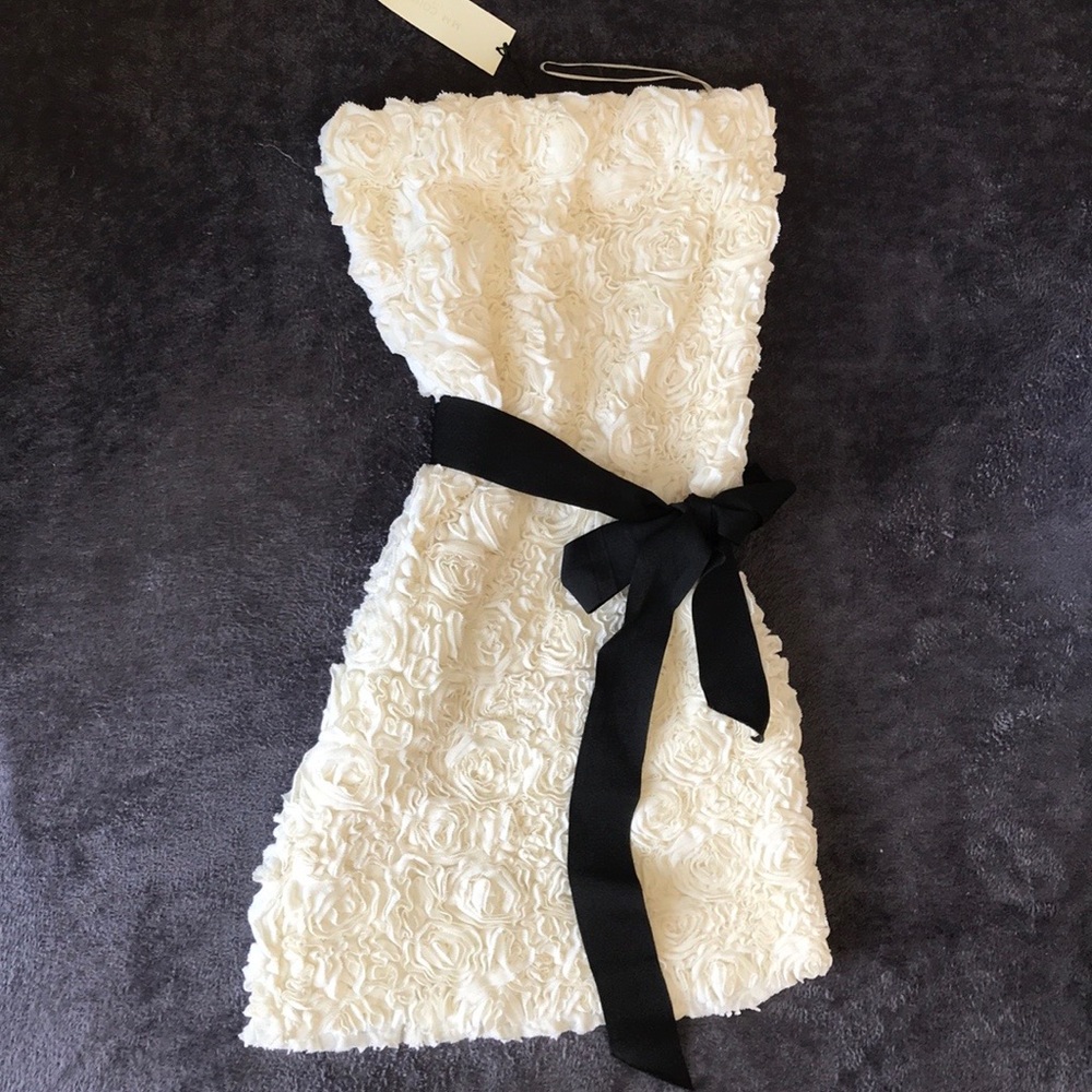Women’s dress